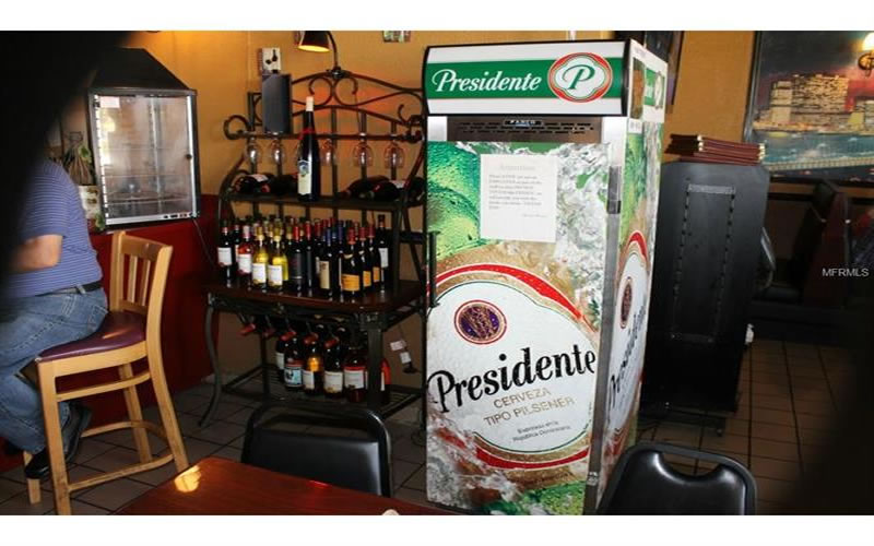 Imóvel Comercial para Venda em Kissimmee, FL - $ 315,000
