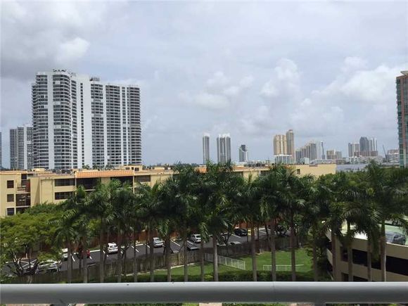 Apto perto do Aventura Shopping - Aventura - Miami 2 dormitorios - $295,000 