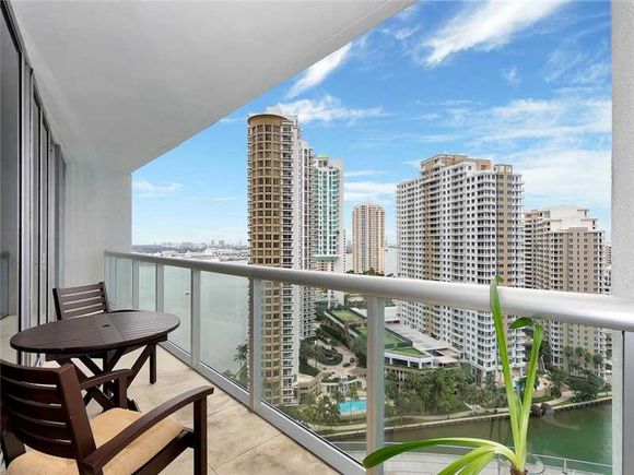 Apartamento de Luxo no predio Icon Brickell no Ave. Brickell - Downtown Miami - $750.000 
